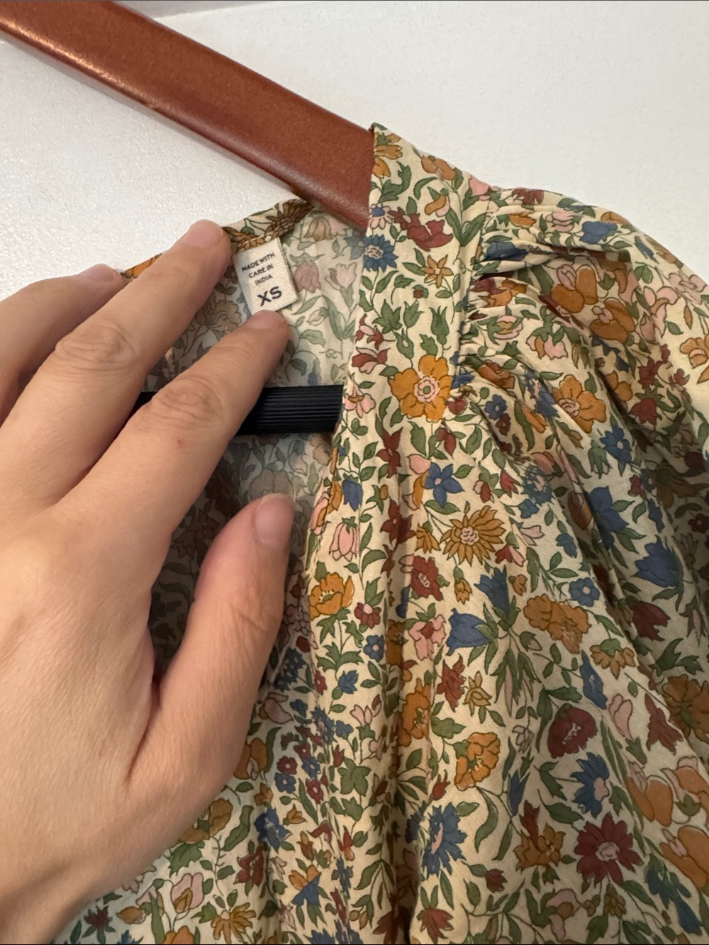 Doen Mustard Floral Puff-Sleeve Maxi Dress - Picture 3 of 4